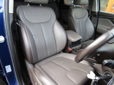 2019 Hyundai Santa Fe 2WD Executive Plus 5DR €23,950 thumbnail