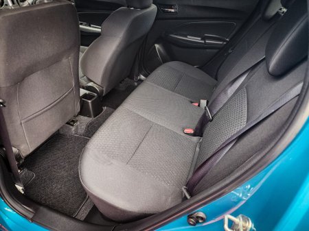 2017 Suzuki Swift - thumbnail 31