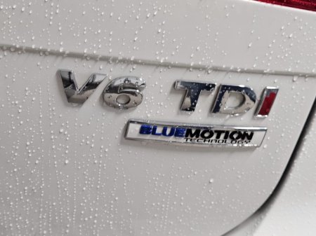 2015 Volkswagen Touareg 3.0 TDI V6 BMT 262HP €23,950