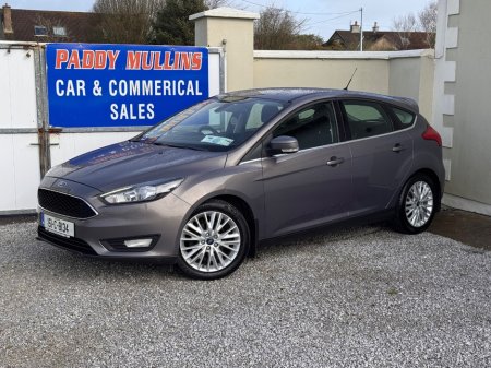 2015 Ford Focus - thumbnail 4