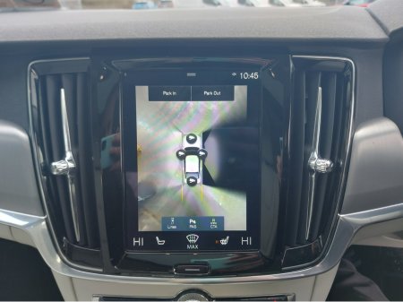 2021 Volvo S90 D4 MOMENTUM AT 4DR AUTO €34,950 thumbnail