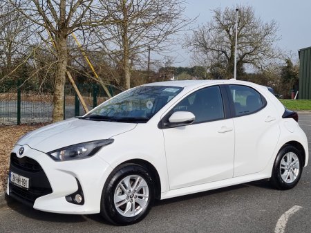 2024 Toyota Yaris - thumbnail 13