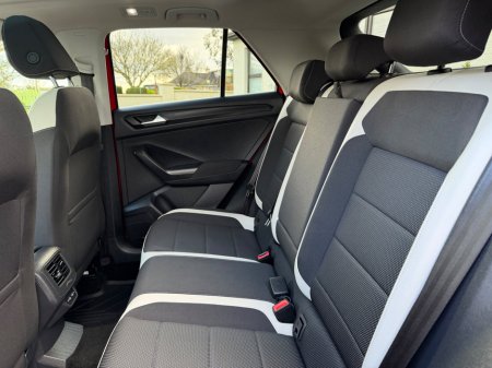 2021 Volkswagen T-Roc 2.0 TDI 150bhp Sport €25,950 thumbnail