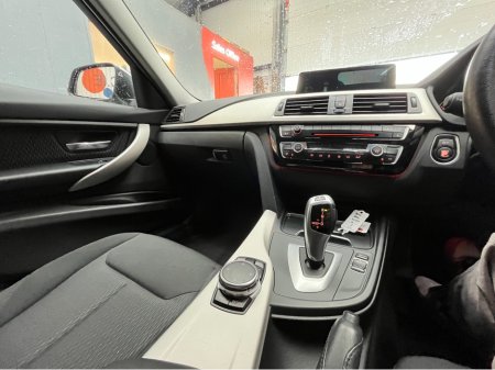 2016 BMW 3 Series - thumbnail 20