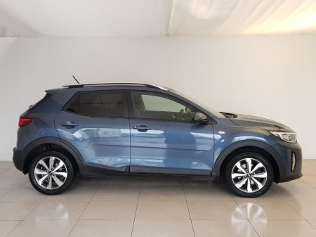 2024 Kia Stonic - thumbnail 2