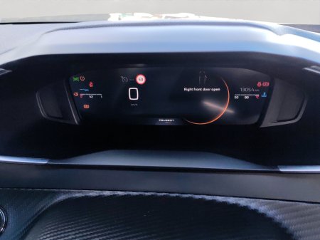 2025 Peugeot 2008 - thumbnail 8