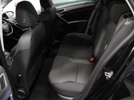 2017 Volkswagen Golf 1.2 TSI COMFORTLINE €15,950 thumbnail