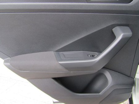 2019 Volkswagen T-Roc - thumbnail 31