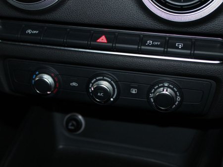 2017 Audi A3 - thumbnail 18