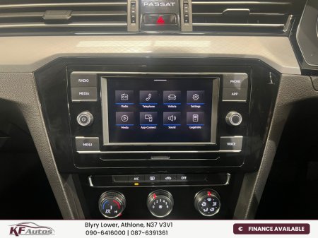 2020 Volkswagen Passat - thumbnail 30