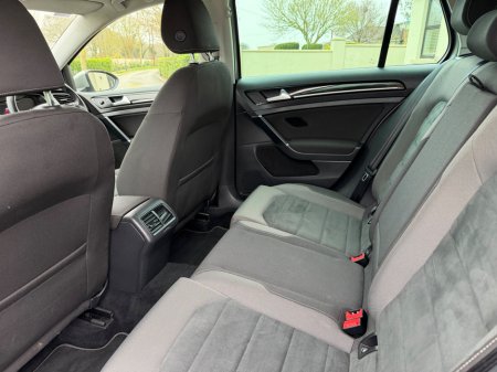 2019 Volkswagen Golf - thumbnail 18