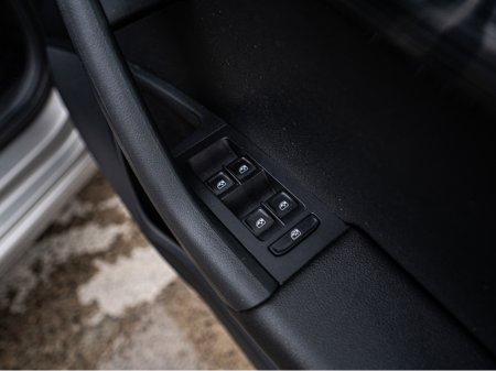 2019 Skoda Octavia 2019 Octavia 1.6tdi/High spec/New NCT/1yr warranty €17,888 thumbnail