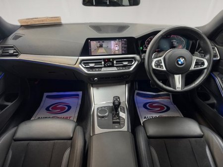 2021 BMW 3 Series - thumbnail 15