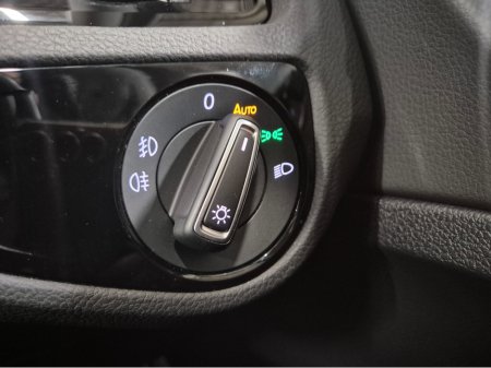 2016 Volkswagen Golf **HIGHLINE**ONLY 64000KMS**ALCANTARA SEATS*17" ALLOYS**BLIS**FOCAL INSIDE SPEAKERS*LANE ASSIST*KEYLESS ENTRY AND START**ADAPTIVE CRUISE CONTROL**DUAL ZONE CLIMATE**REVERSE CAMERA**BLUETOOTH STREAM €15,949 thumbnail