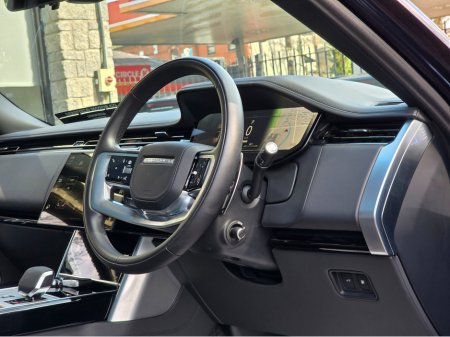 2025 Land Rover Range Rover - thumbnail 14