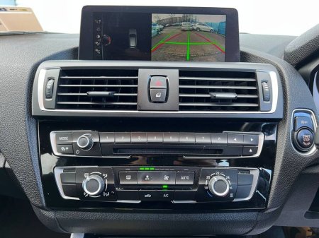 2017 BMW 1 Series 118d M-SPORT 2.0 D // FULL SERVICE HISTORY // REVERSE CAMERA // AIR CONDITIONING €16,900 thumbnail