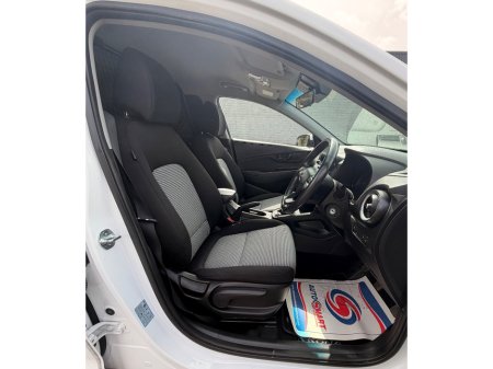 2021 Hyundai Kona - thumbnail 4