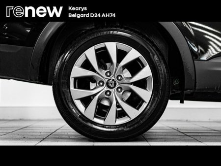 2024 Renault Arkana TCe 140 Auto Evolution €26,900 thumbnail