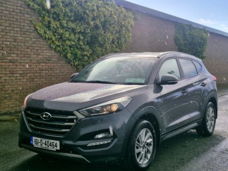 2016 Hyundai Tucson - thumbnail 2