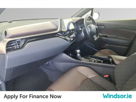 2017 Toyota C-HR HYBRID AUTO €17,995