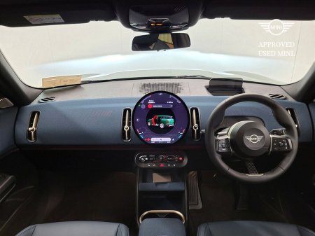 2025 MINI Countryman C Exclusive level 2 €52,775