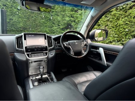 2020 Toyota Landcruiser 4.5 SAHARA 5DR AUTO €99,950 thumbnail