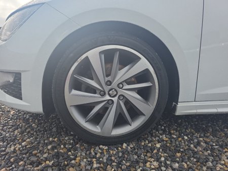 2017 SEAT Leon 2.0TDI 184PS FR €13,950 thumbnail