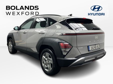 2024 Hyundai Kona - view 3