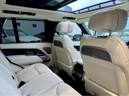 2026 Land Rover Range Rover *Deposit taken* AUTOBIOGRAPHY PHEV *Only 17km* thumbnail