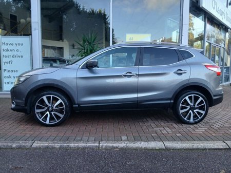 2015 Nissan Qashqai 1.6 DCi TECKNA, Grey met, Very Clean €8,950