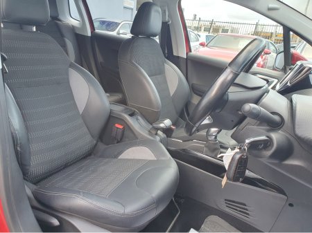 2016 Peugeot 2008 ALLURE 1.2L PETROL 82BHP MANUAL NCT 02/27 FINANCE AVAILABLE @ €47 PER WEEK 2 KEYS/ PARKING SENSORS/ HALF LEATHER SEATS/ TOUCH SCREEN MEDIA/ HISTORY CHECKED €8,750 thumbnail