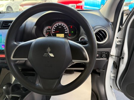 2020 Mitsubishi Mirage - thumbnail 12
