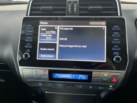 2023 Toyota Landcruiser LWB COMM AUTO €45,487 thumbnail