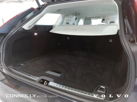 2020 Volvo V90 D4 Momentum Auto €384pm €34,945 thumbnail