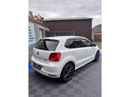 2017 Volkswagen Polo - thumbnail 4