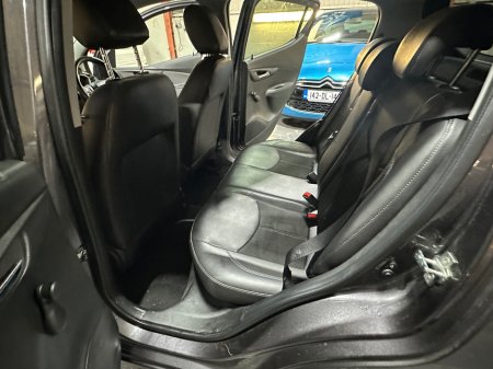 2016 Opel Karl 1.0i 75PS S €7,488 thumbnail