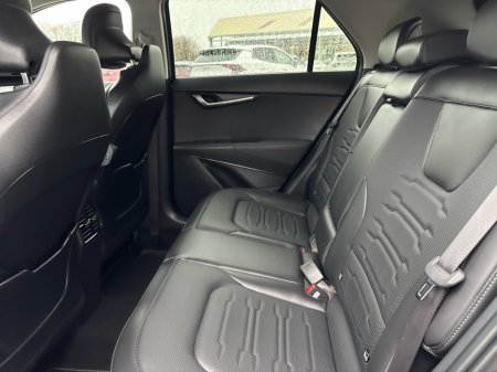 2025 Kia Niro HEV SEM €36,895 thumbnail