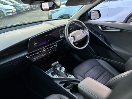 2025 Kia Niro HEV SEM €36,950 thumbnail