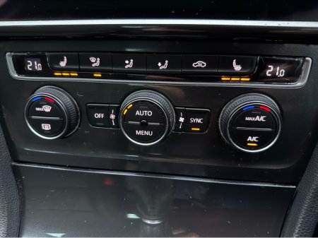 2020 Volkswagen Golf MATCH EDITION 1.5 TSI EVO - HIGH SPEC (HEATED SEATS) - BIG SCREEN STEREO - 2 YR NCT TO 01/2028 €19,995 thumbnail