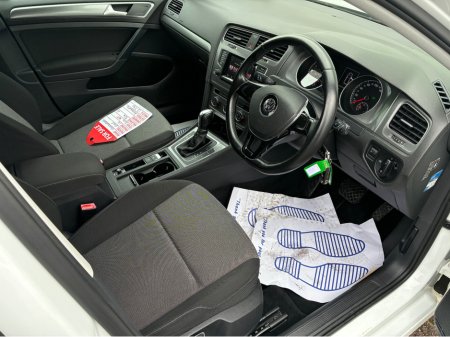 2014 Volkswagen Golf - thumbnail 12