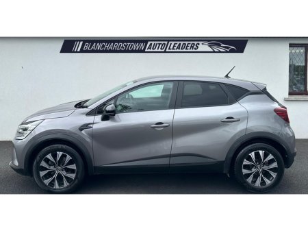 2024 Renault Captur - photo 2