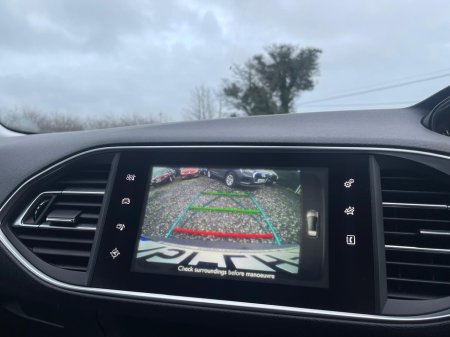 2015 Peugeot 308 ACTIVE 1.6 HDI 92 4DR €8,250 thumbnail