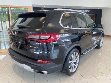 2019 BMW X5 xDrive30d xLine €52,950