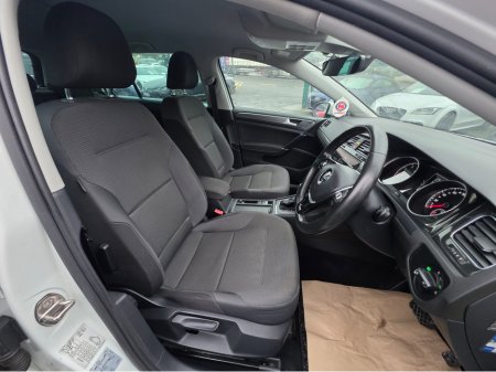 2017 Volkswagen Golf ( 172 REG 1.2 TSI NAVIGATION  ANDROID AUTO CARPLAY SIMI DEALER LOW TAX BAND €16,950 thumbnail