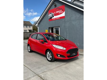 2015 Ford Fiesta - thumbnail 4