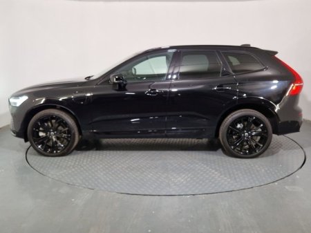 2025 Volvo XC60 T8 AWD PHEV Ultra Black Edition €71,950 thumbnail