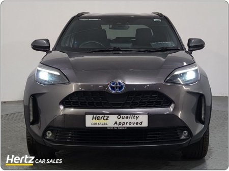 2023 Toyota Yaris DESIGN HEV 1.5 Petrol Automatic €25,895 thumbnail