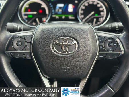 2018 Toyota Camry 2.5 HYBRID 5DR €18,995 thumbnail
