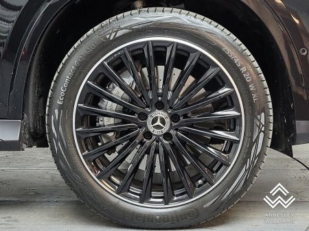 2025 Mercedes-Benz GLC Class - thumbnail 11