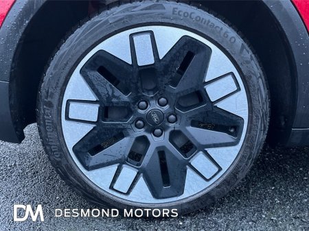 2025 Ford Explorer PREMIUM EV AWD €43,250 thumbnail